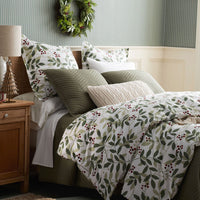 Holiday Print Classic Ultra-Cozy Cotton Flannel Bed Sheet Set - Berries and Leaves, Twin XL,Berries and Leaves