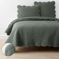 Scallop Quilt - Forest Green, Full/Queen,Forest Green