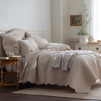 Scallop Quilt - Linen, Full/Queen,Linen