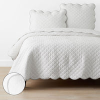 Scallop Quilt - White, Twin/Twin XL,White