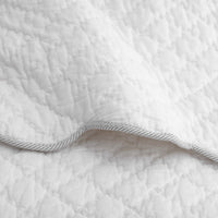 Scallop Quilt - White, Twin/Twin XL,White