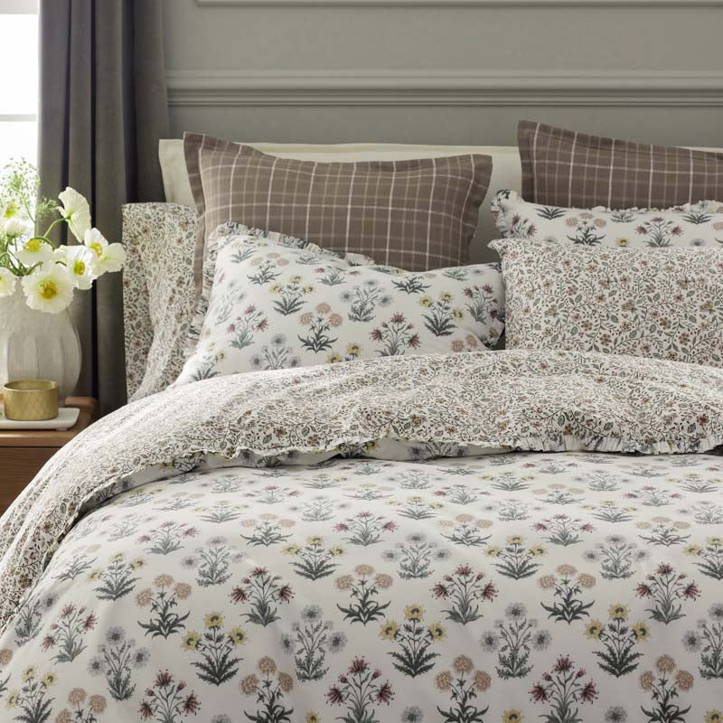 Garden Patch Reversible Garment Washed Cotton Percale Duvet Cover Set - Multi, King/Cal. King,Multi