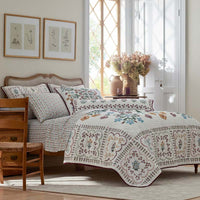 Lottie Quilt - Ivory, King/Cal. King,Ivory
