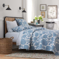 Feliciana Chrysanthemum Reversible Quilt - Blue, Twin/Twin XL,Blue