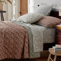 Lucenda Classic Cool Cotton Percale Pillowcase Set - Scattered Flowers, Standard,Scattered Flowers