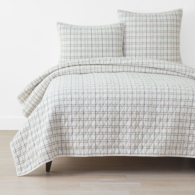 Alerie Yarn-Dyed Plaid Quilt - Parchment, Twin/Twin XL,Parchment