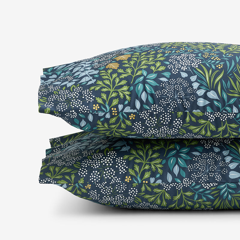 Achillea Patch Classic Cool Cotton Percale Pillowcase Set - Navy Multi, Standard,Navy Multi
