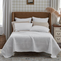Emileen Quilt - White, Twin/Twin XL,White