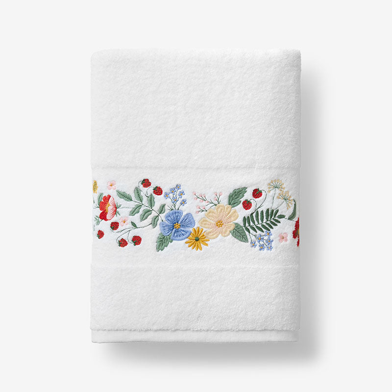 Strawberry Fields Embroidered Bath Towel - White,White