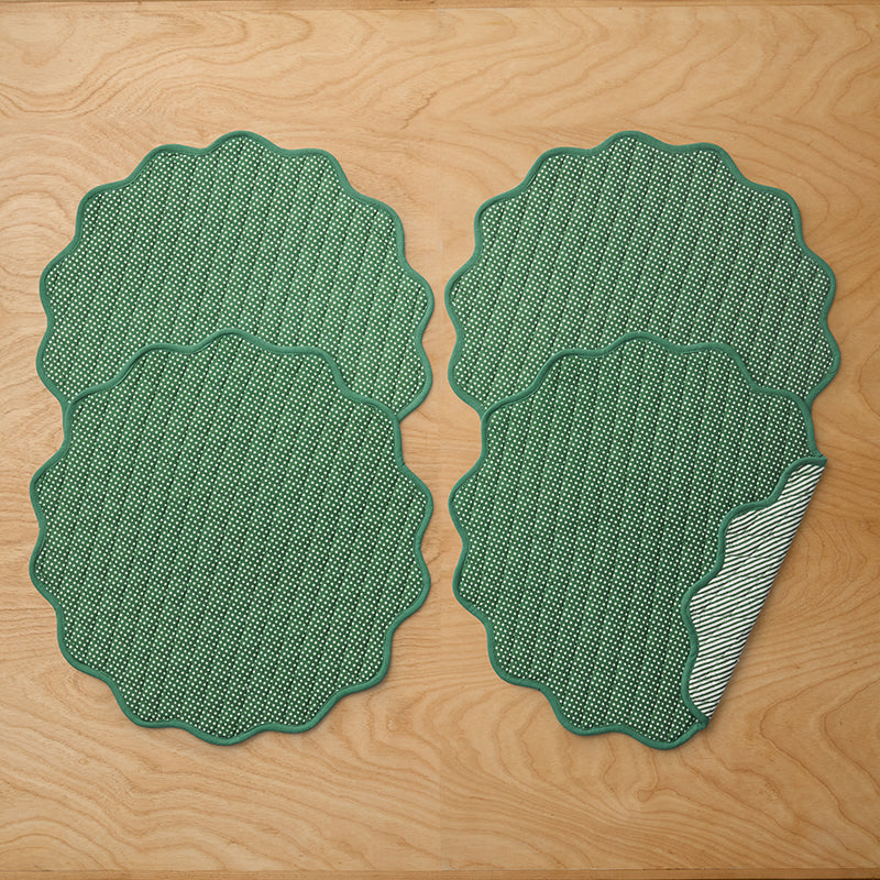 Stripe Dot Scallop Reversible Round Placemats, Set of 4 - Green,Green